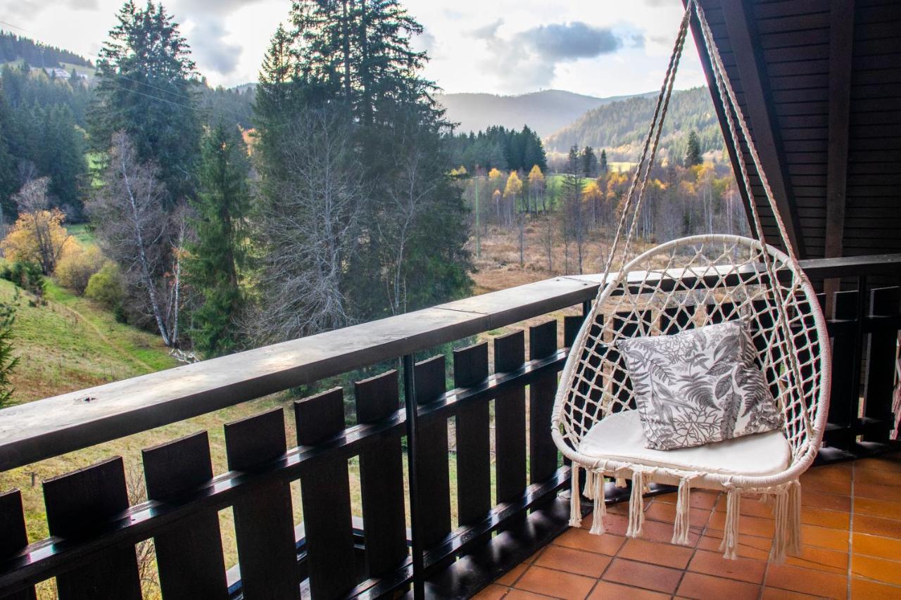 Blackncozy - Grosszuegiges Designappartement Mit Boxspringbetten Und Heimkino Feldberg  Eksteriør bilde